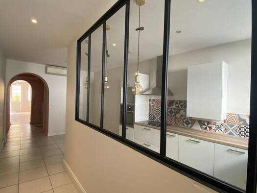 Maison à louer 1 290 € 5 pièces 3 chambres 135 m² disponible dès maintenant La Bastide Libourne 33500