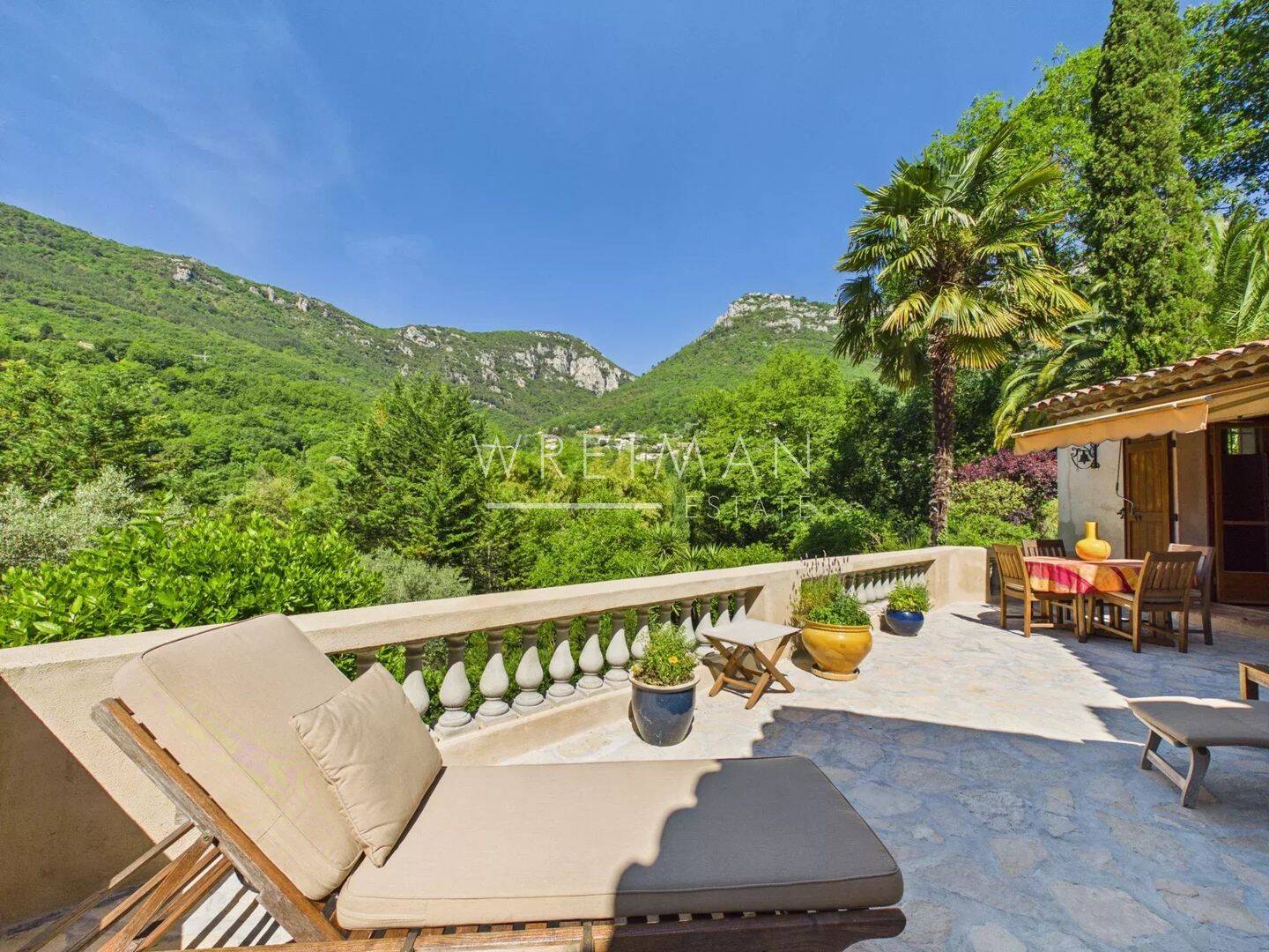 Maison 3 pièces 150 m² · à Tourrettes-sur-Loup · 150 m² · 750 000 €