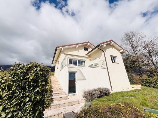 Maison à vendre 780 000 € 6 pièces 5 chambres 200 m² 1 000 m² de terrain Thoiry 01710