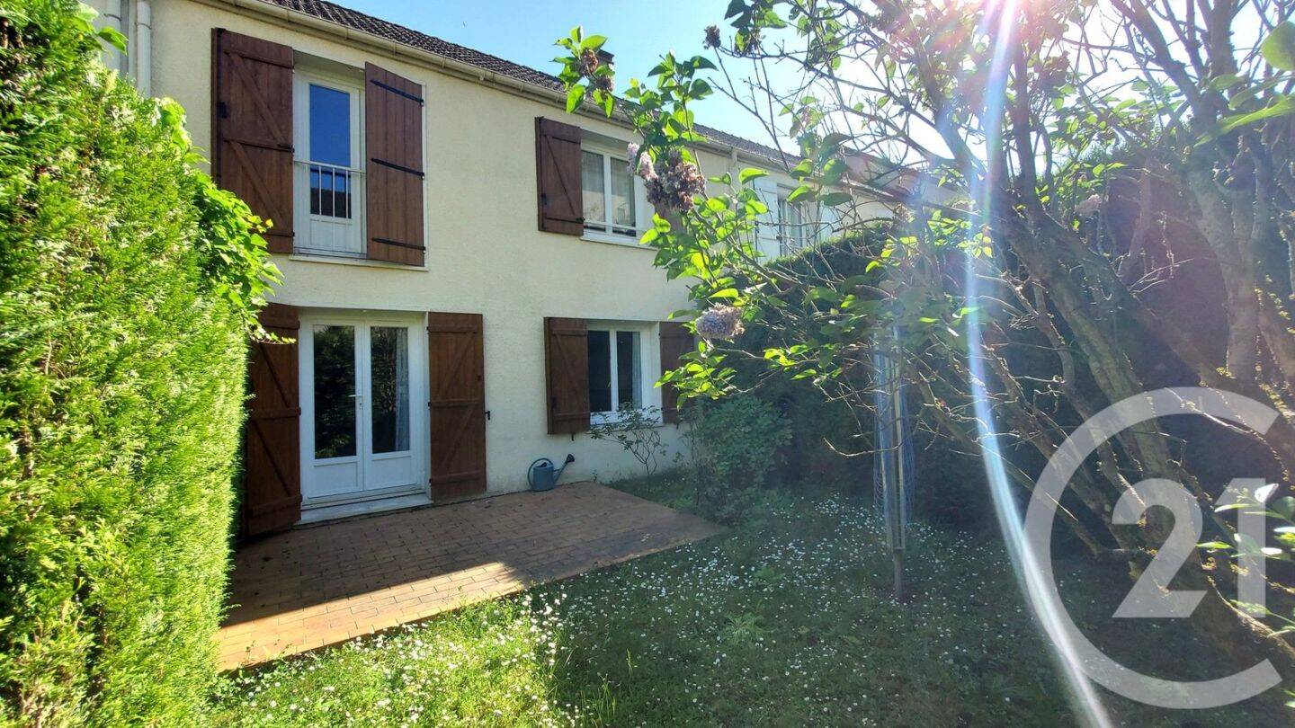 Maison 4 pièces 76 m² · à Étampes · 76 m² · 210 000 €