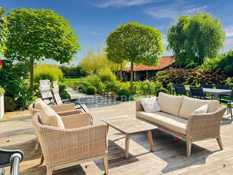 Maison 27 pièces 690 m² · à Hardinghen · 690 m² · 1 329 000 €