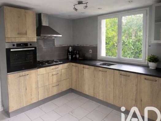 Maison de ville à vendre 82 500 € 2 pièces 1 chambre 61 m² 354 m² de terrain Brionne 27800