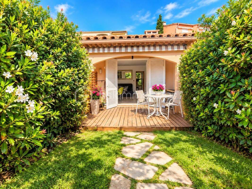 Mms Adda Appartement à vendre studios et studettes 29 m² 245000 € Giens Hyères ...