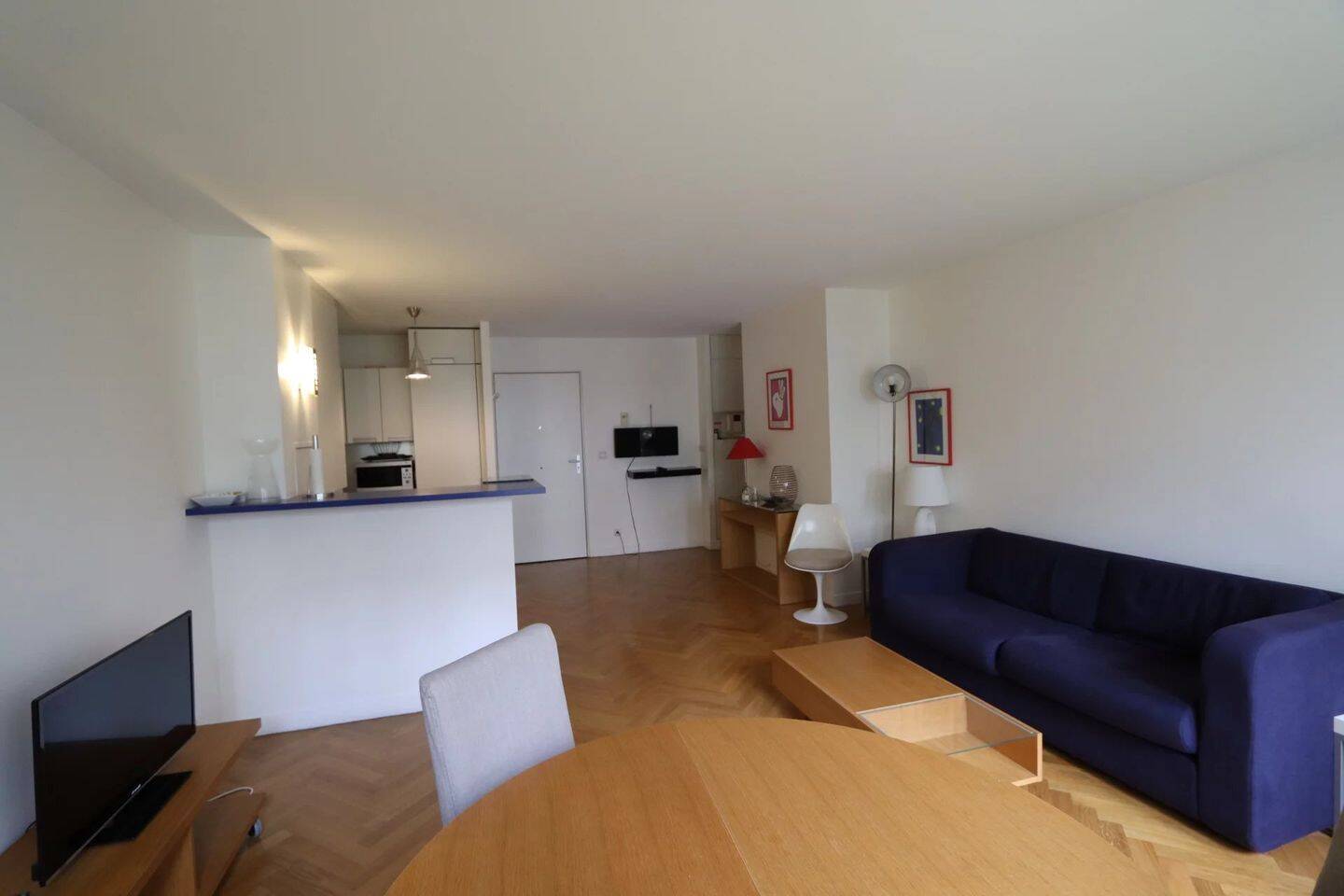 Appartement 3 pièces 70 m² · à Paris 17ème Arrondissement · 69,7 m² · 2 750 €