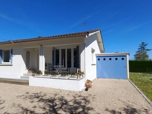 Maison de plain-pied à vendre 161 250 € 4 pièces 3 chambres 80 m² 1 055 m² de terrain Margueron 33220