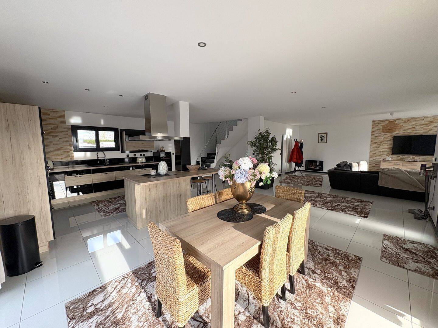 Maison 5 pièces 144 m² · à Saint-Martin-d'Abbat · 144 m² · 284 900 €