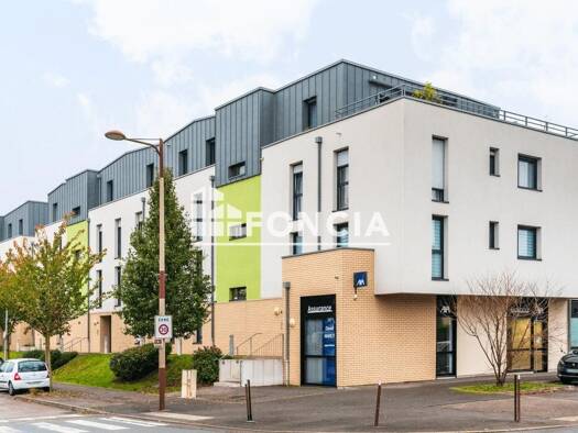 Appartement à vendre 229 900 € 3 pièces 2 chambres 68 m² RDC/3 Marly 57155