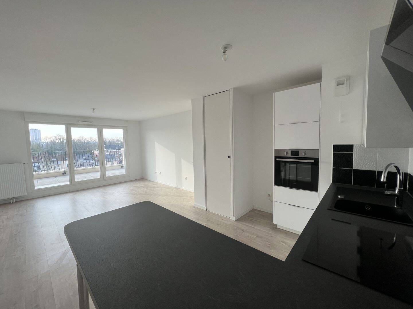 Appartement 4 pièces 75 m² · à Amiens · 75 m² · 1 033 €/mois