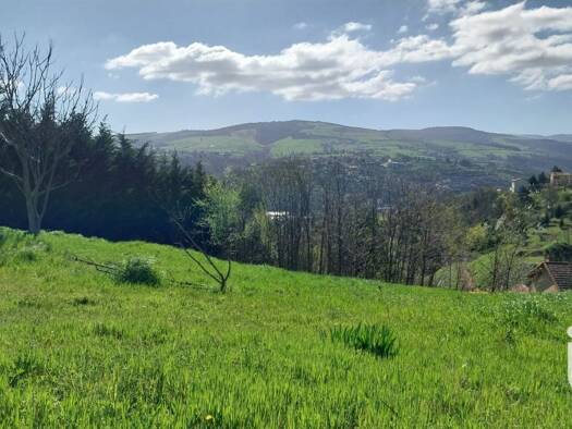 Terrain constructible viabilisé à vendre 110 000 € 1 049 m² de terrain La Roche-Les Flaches Rive-de-Gier 42800
