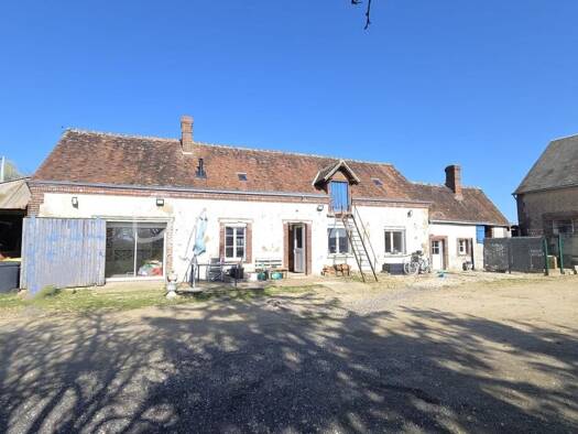 Maison de plain-pied à vendre 148 000 € 4 pièces 2 chambres 108 m² Luigny 28480