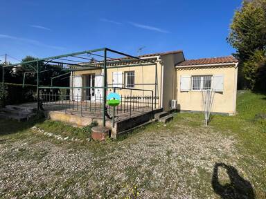 Maison de plain-pied à vendre 296 800 € 4 pièces 2 chambres 90 m² 1 206 m² de terrain Mormoiron 84570