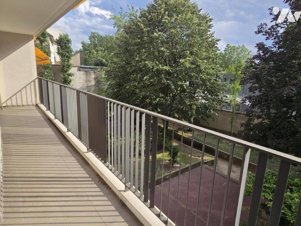 Appartement 2 pièces 42 m² · à Paris 20ème Arrondissement · 42,3 m² · 320 000 €