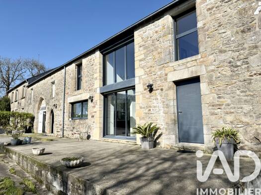 Maison à vendre 794 000 € 12 pièces 7 chambres 274 m² 45 245 m² de terrain Ploeren 56880