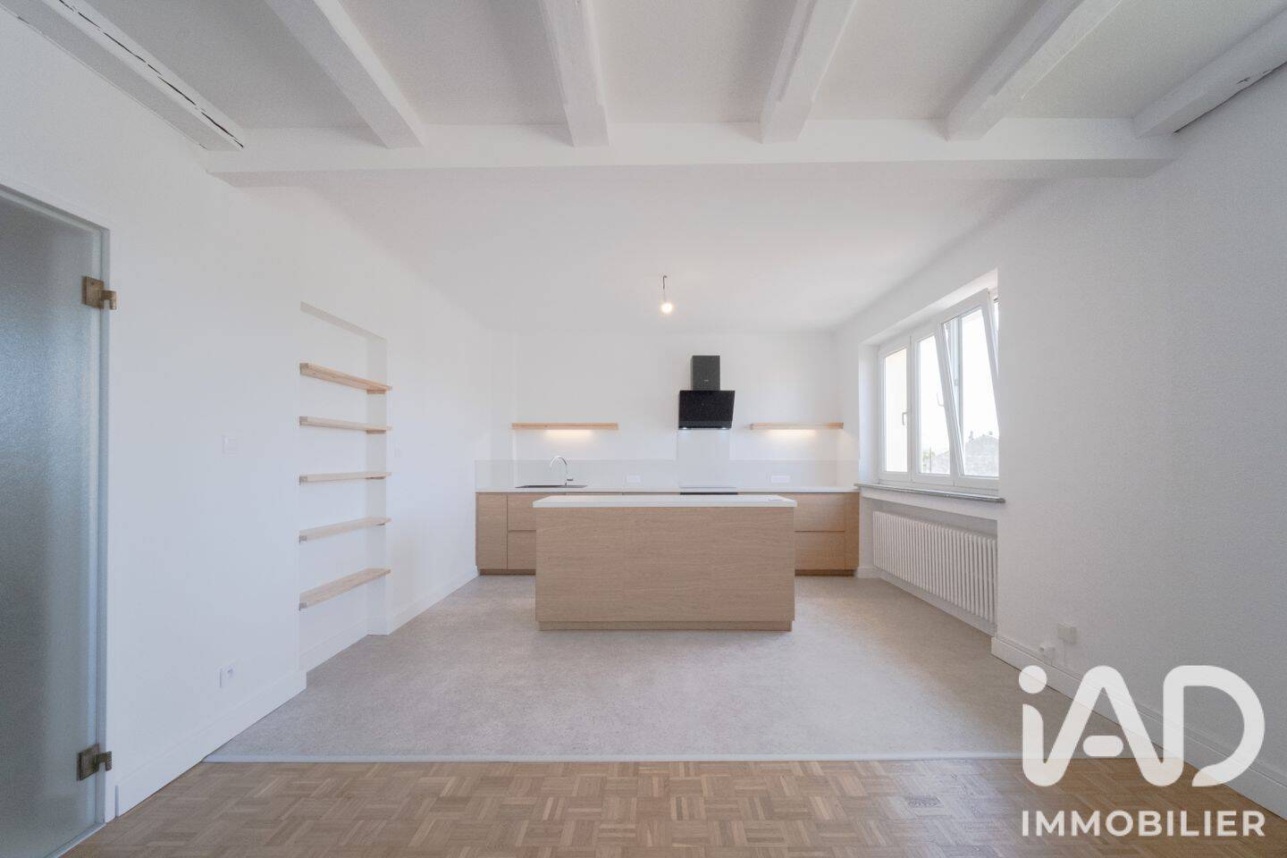 Appartement 6 pièces 144 m² · à Saint-Privat-la-Montagne · 144,2 m² · 1 240 €