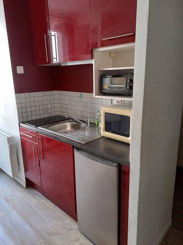 Appartement 1 pièce 17 m² · à Paris 17ème Arrondissement · 17 m² · 800 €
