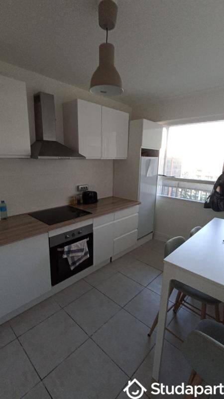 1 pièce 13 m² · à Saint-Étienne · 13 m² · 370 €/mois