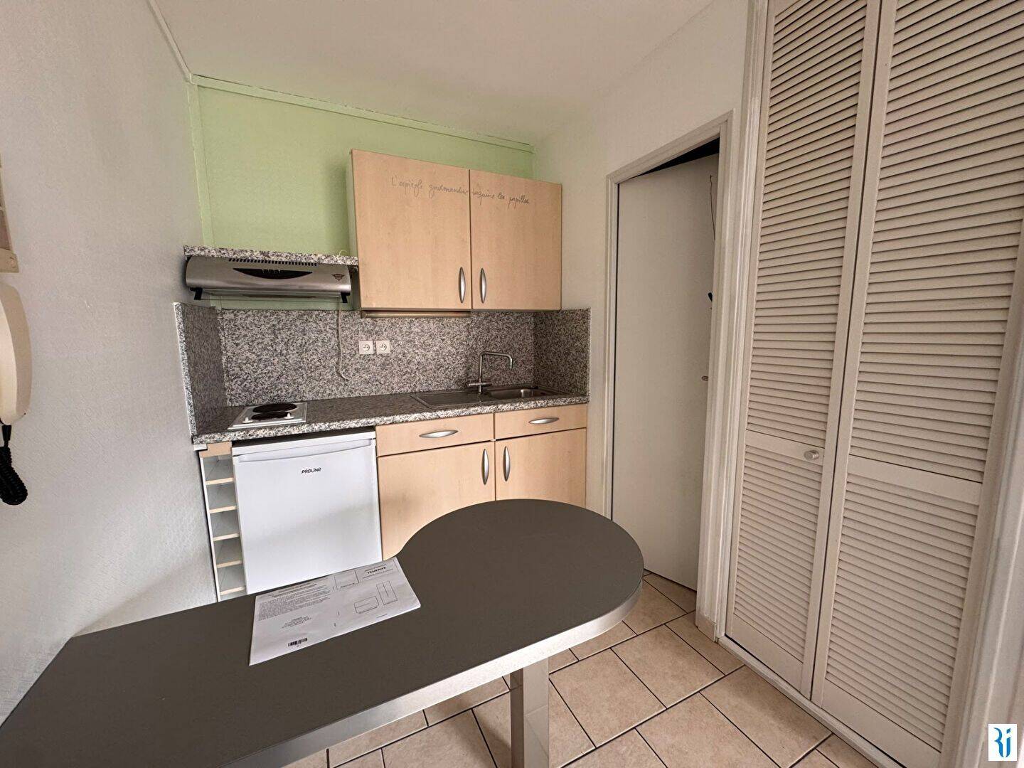 Appartement 1 pièce 18 m² · à Rouen · 17,7 m² · 385 €/mois