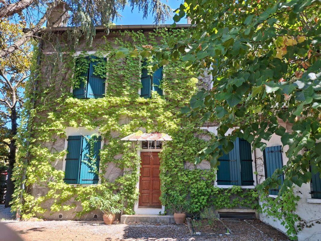 Maison 9 pièces 216 m² · à Cugnaux · 216 m² · 470 000 €