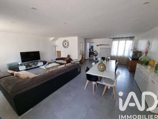 Maison de ville à vendre 256 000 € 5 pièces 3 chambres 141 m² 463 m² de terrain Demigny 71150