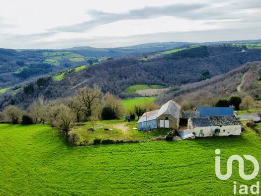 Maison à vendre 85 000 € 4 pièces 3 chambres 85 m² 2 656 m² de terrain Centrès 12120