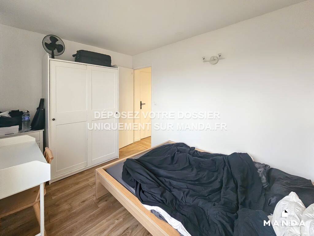 Colocation à louer - Villeneuve-la-Garenne - 588 € - 5 pièces, 5 chambres, 3ème étage · 588 €
