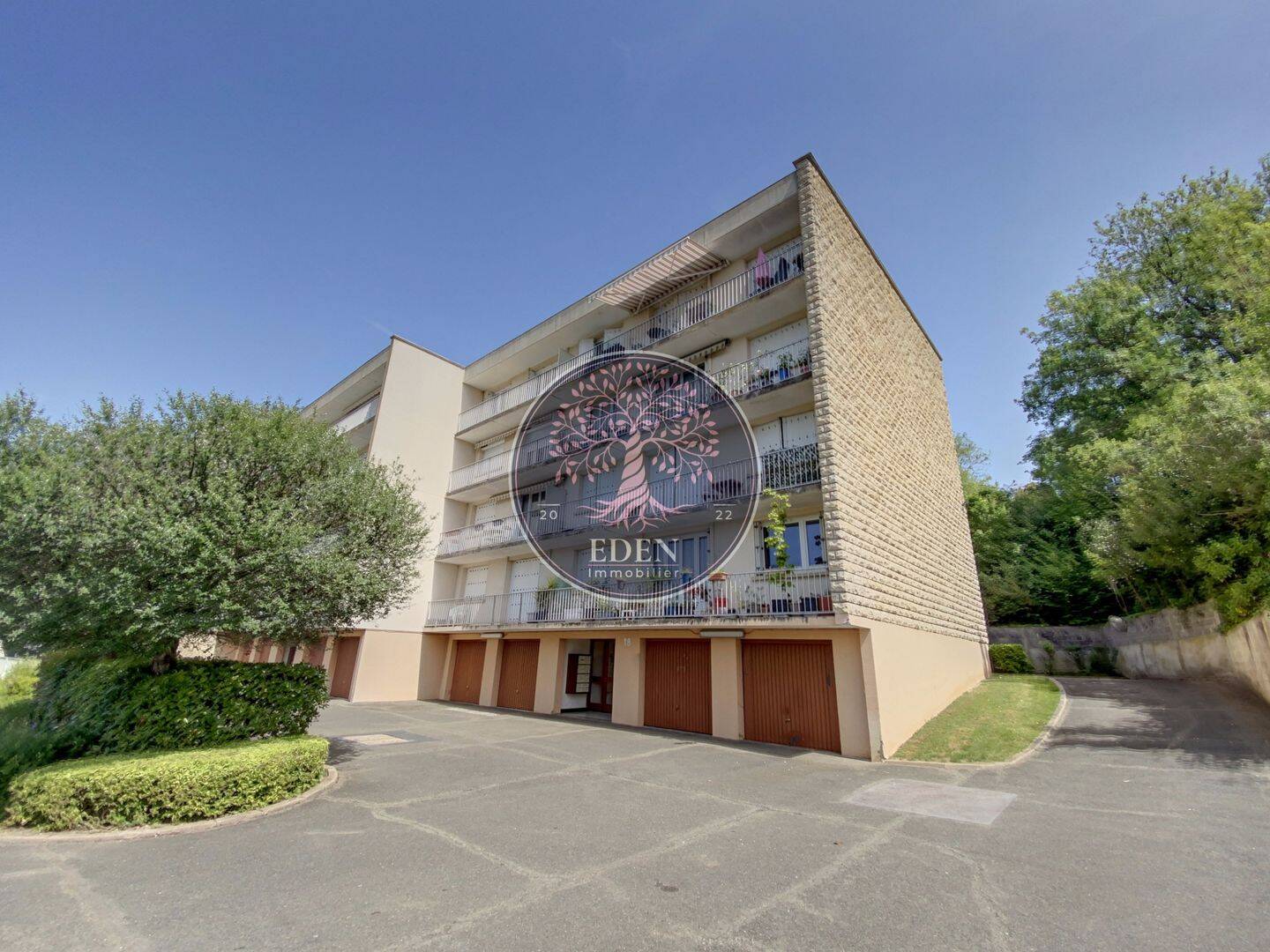 Appartement 5 pièces 94 m² · à Dreux · 94,4 m² · 148 500 €