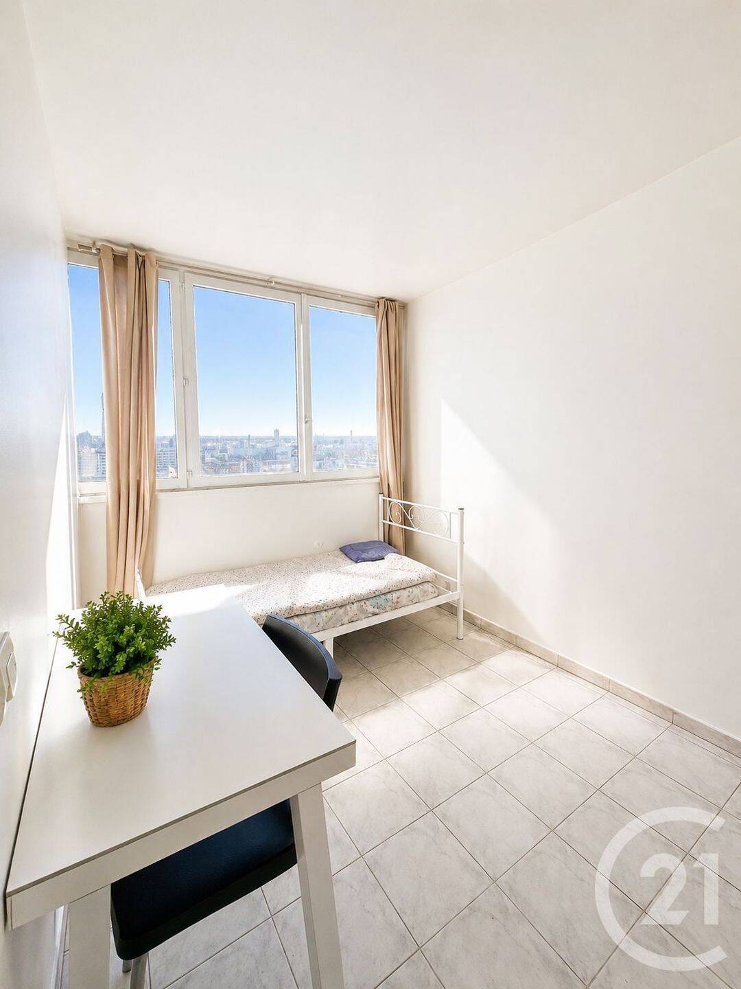 Appartement 5 pièces 89 m² · à Paris 13ème Arrondissement · 88,6 m² · 420 000 €