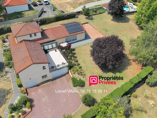 Maison à vendre 449 000 € 8 pièces 5 chambres 258 m² 2 832 m² de terrain Orléat 63190