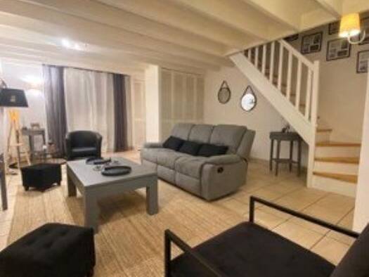 Maison à louer 1 150 € 3 pièces 2 chambres 75 m² Libourne 33500
