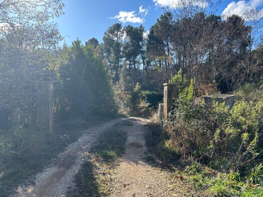 Terrain constructible à vendre 69 000 € 1 500 m² de terrain Sainte-Cécile-d'Andorge 30110