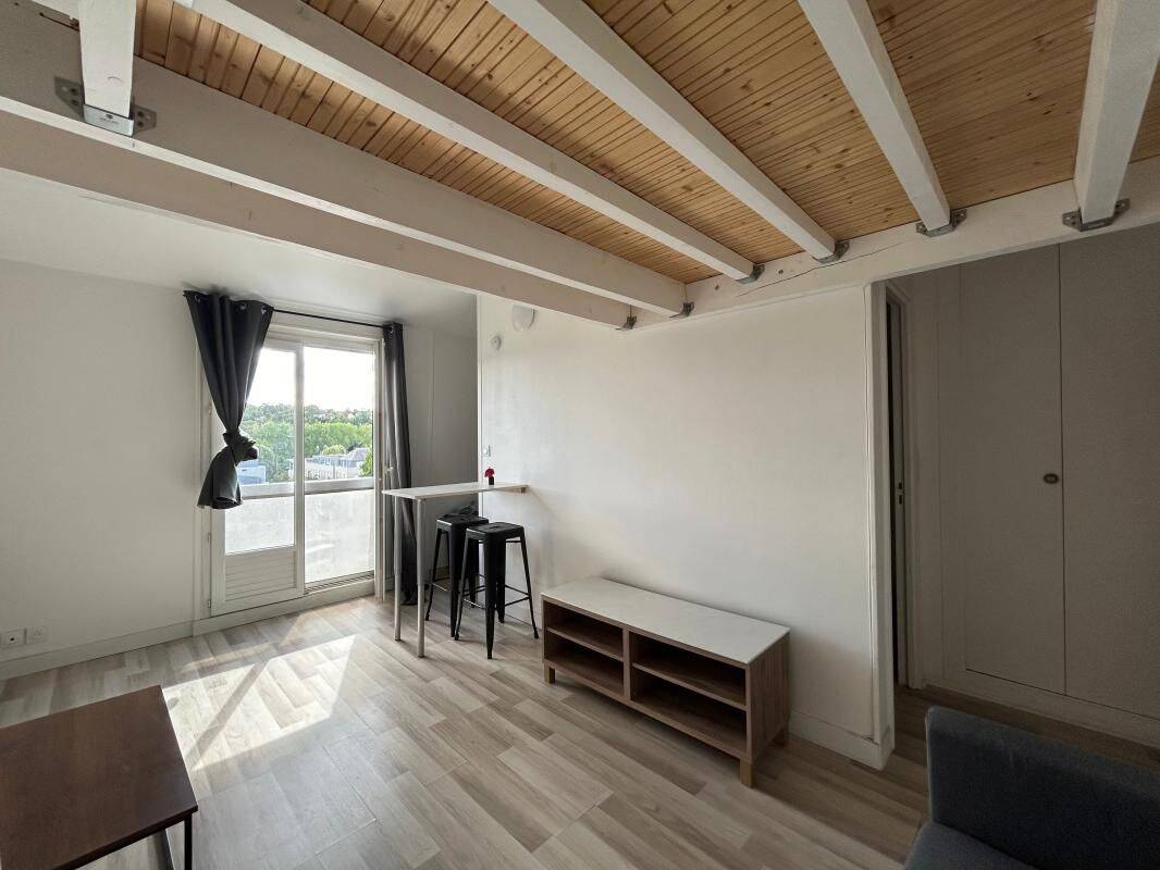 Appartement 2 pièces 25 m² · à Creil · 25 m² · 730 €/mois
