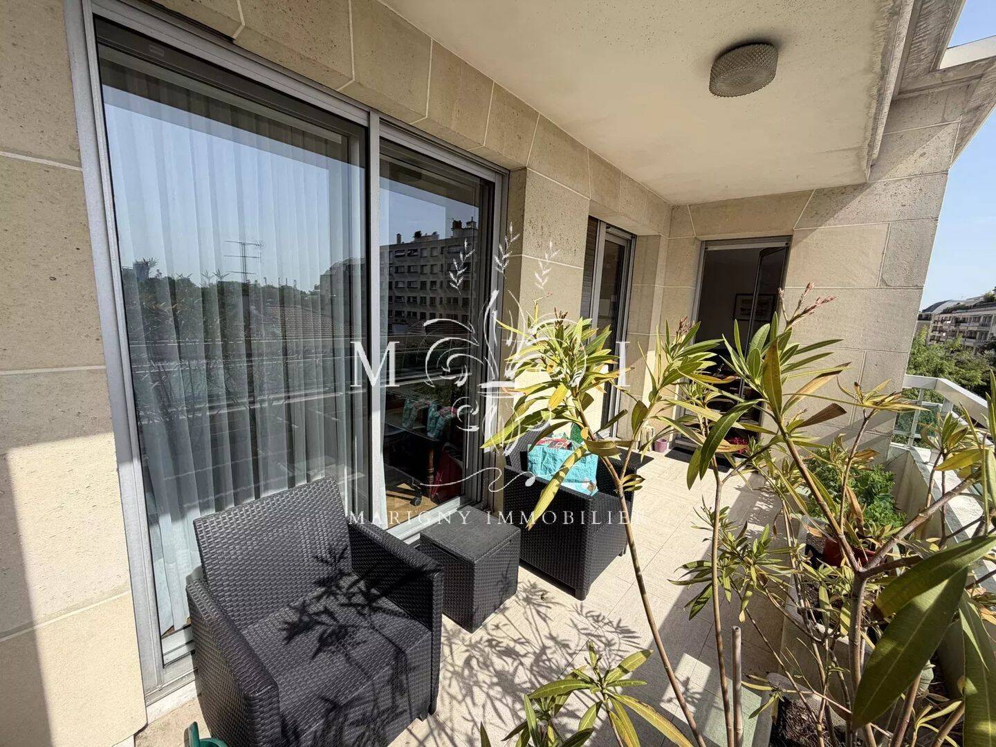 Appartement 6 pièces 119 m² · à Saint-Mandé · 119,4 m² · 1 095 000 €