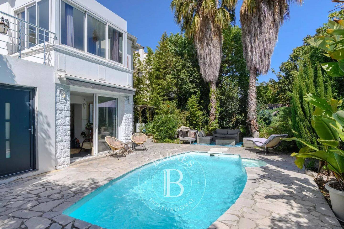 Maison 6 pièces 145 m² · à Marseille 8ème Arrondissement · 145 m² · 1 450 000 €