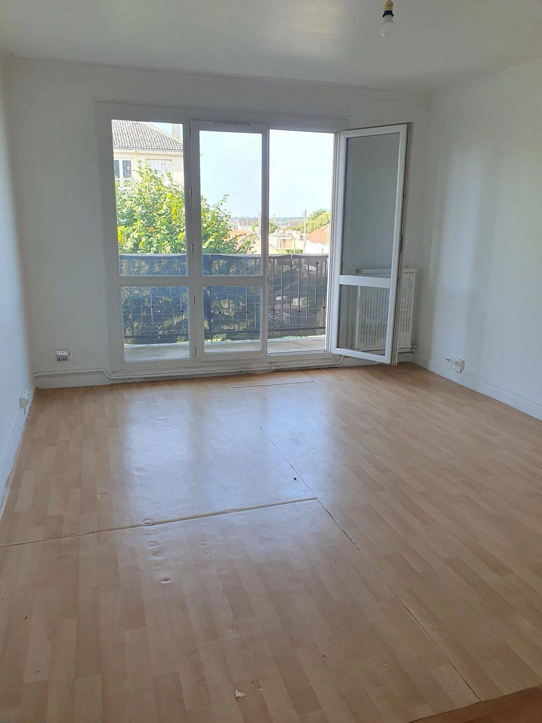 Appartement 3 pièces 61 m² · à Taverny · 61 m² · 188 000 €
