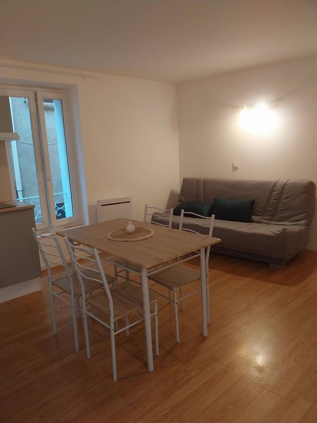 Appartement 1 pièce 20 m² · à Cazouls-lès-Béziers · 20 m² · 400 €