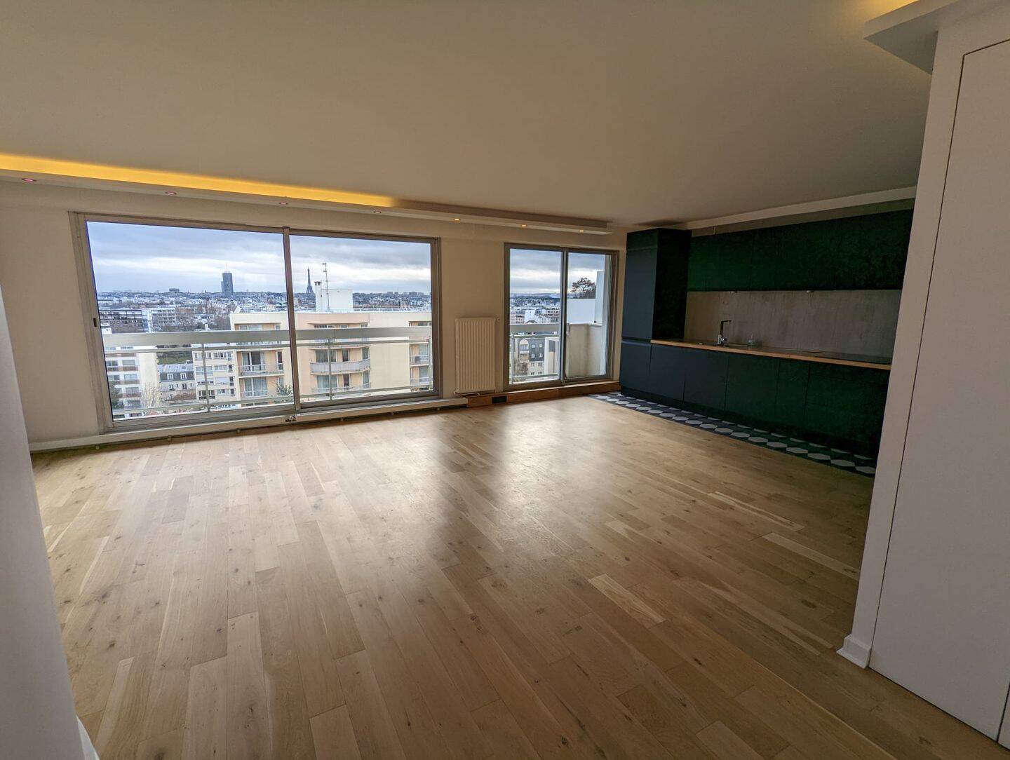 Appartement 5 pièces 98 m² · à Courbevoie · 97,7 m² · 3 200 €