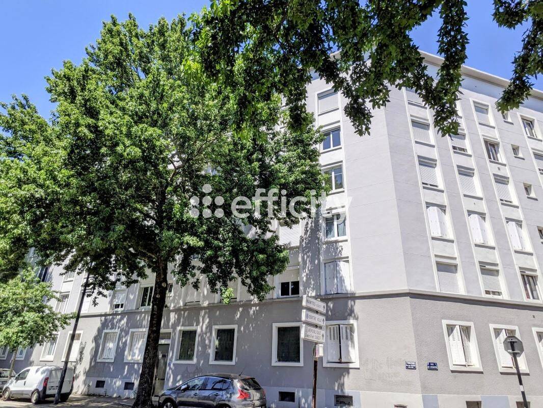 Appartement 2 pièces 42 m² · à Nantes · 41,7 m² · 141 600 €