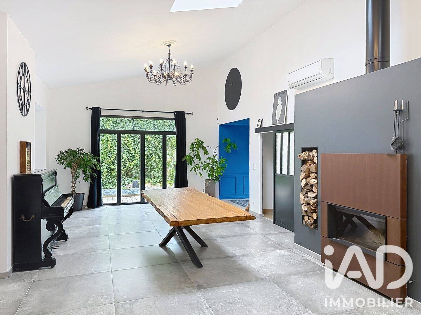 Maison 4 pièces 183 m² · à Vaux-en-Amiénois · 183 m² · 430 000 €