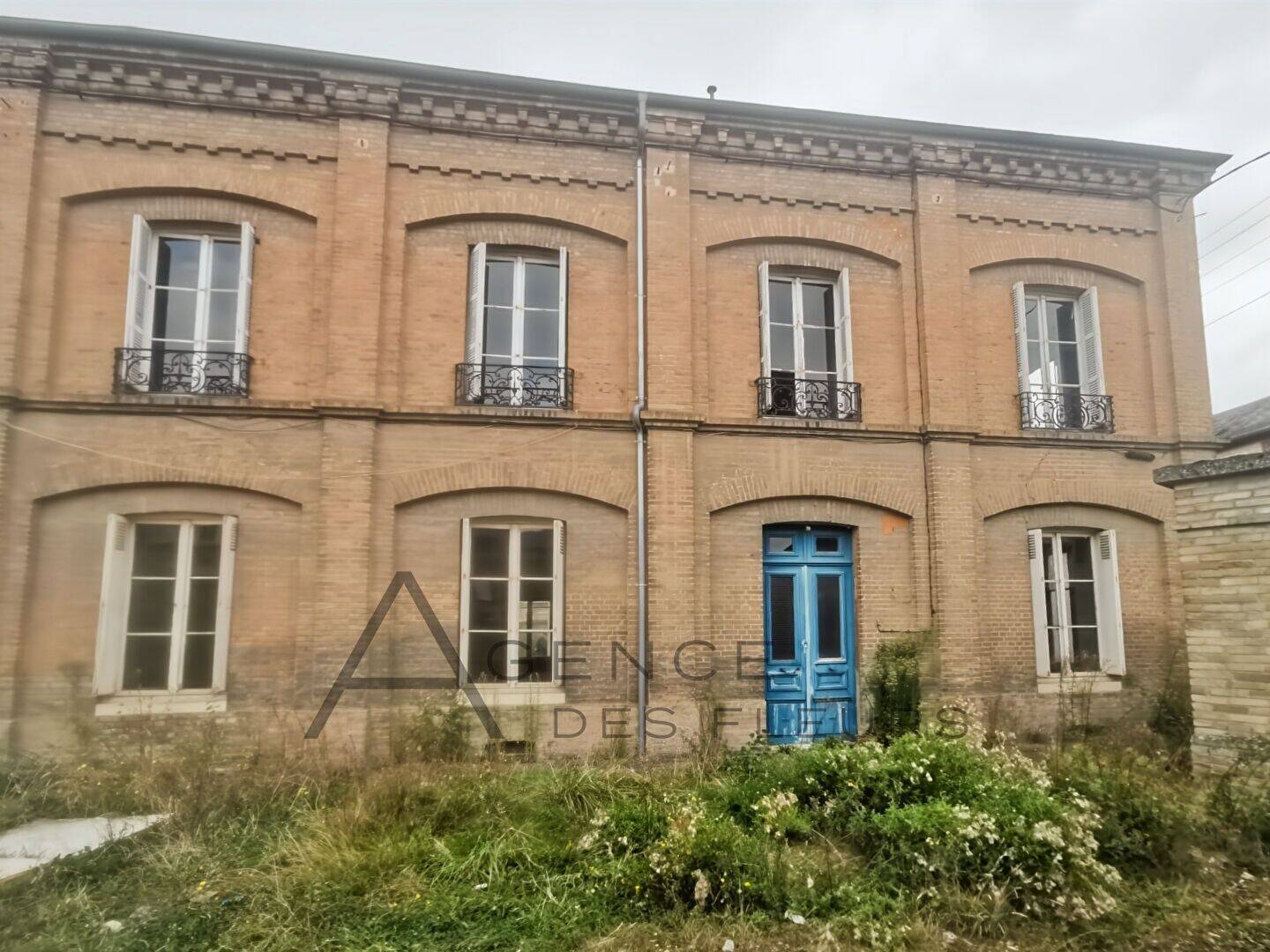 Maison 6 pièces 165 m² · à Saint-Pierre-lès-Elbeuf · 165 m² · 132 000 €
