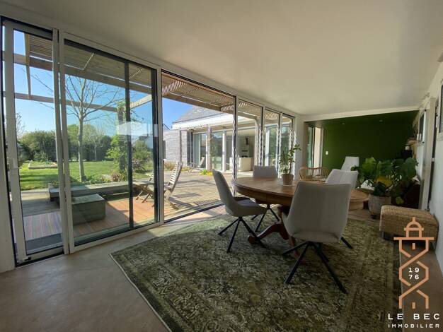 Maison à vendre 699 000 € 6 pièces 4 chambres 156 m² 904 m² de terrain Sarzeau 56370