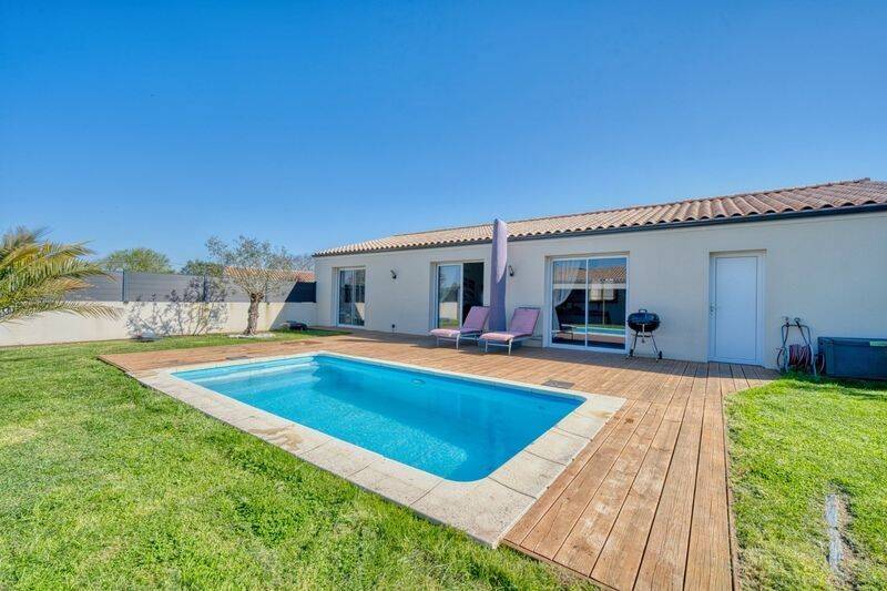 Maison 4 pièces 95 m² · à Saint-Agnant · 95 m² · 293 000 €