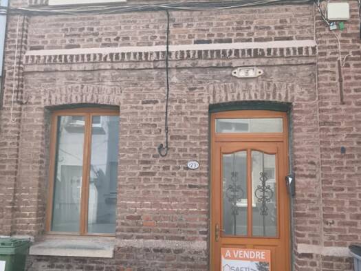 Maison à vendre 79 000 € 4 pièces 2 chambres 78 m² 86 m² de terrain Centre et Sud Annezin 62232