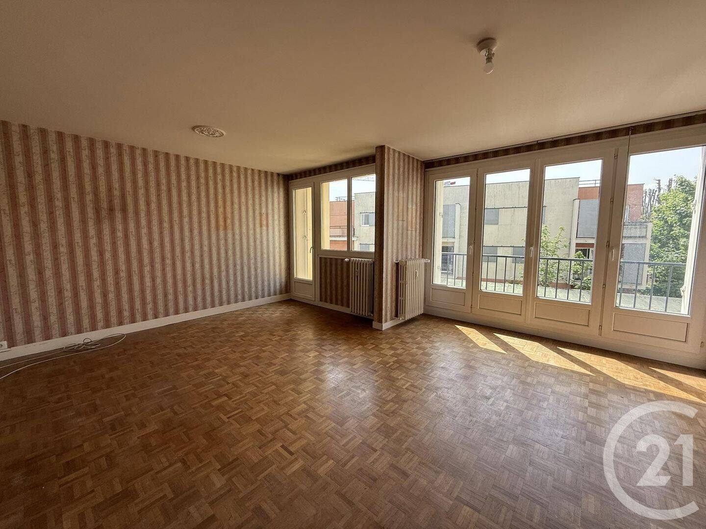 Appartement 3 pièces 66 m² · à Chartres · 65,8 m² · 700 €