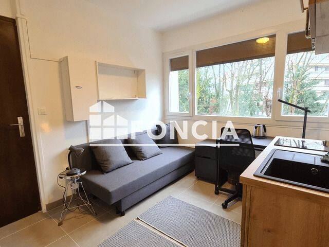Appartement 1 pièce 13 m² · à Meylan · 12,7 m² · 256 €