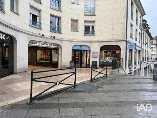Boutique à vendre 433 000 € 146 m² de surface de vente Centre Ville-Petit Margny Compiègne 60200