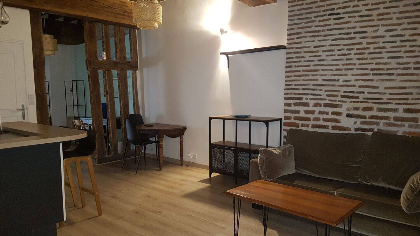 Appartement 3 pièces 65 m² · à Orléans · 65 m² · 900 €