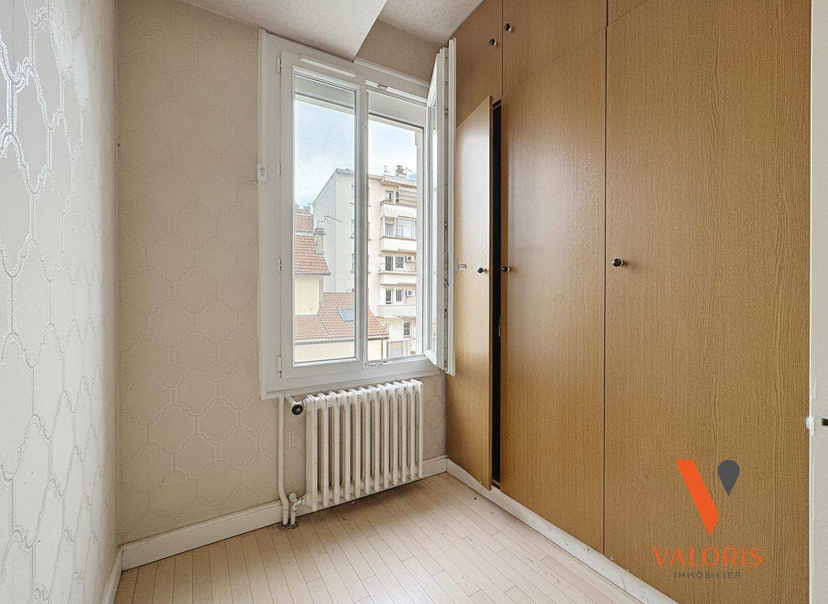 MAISON DUMAS — 9