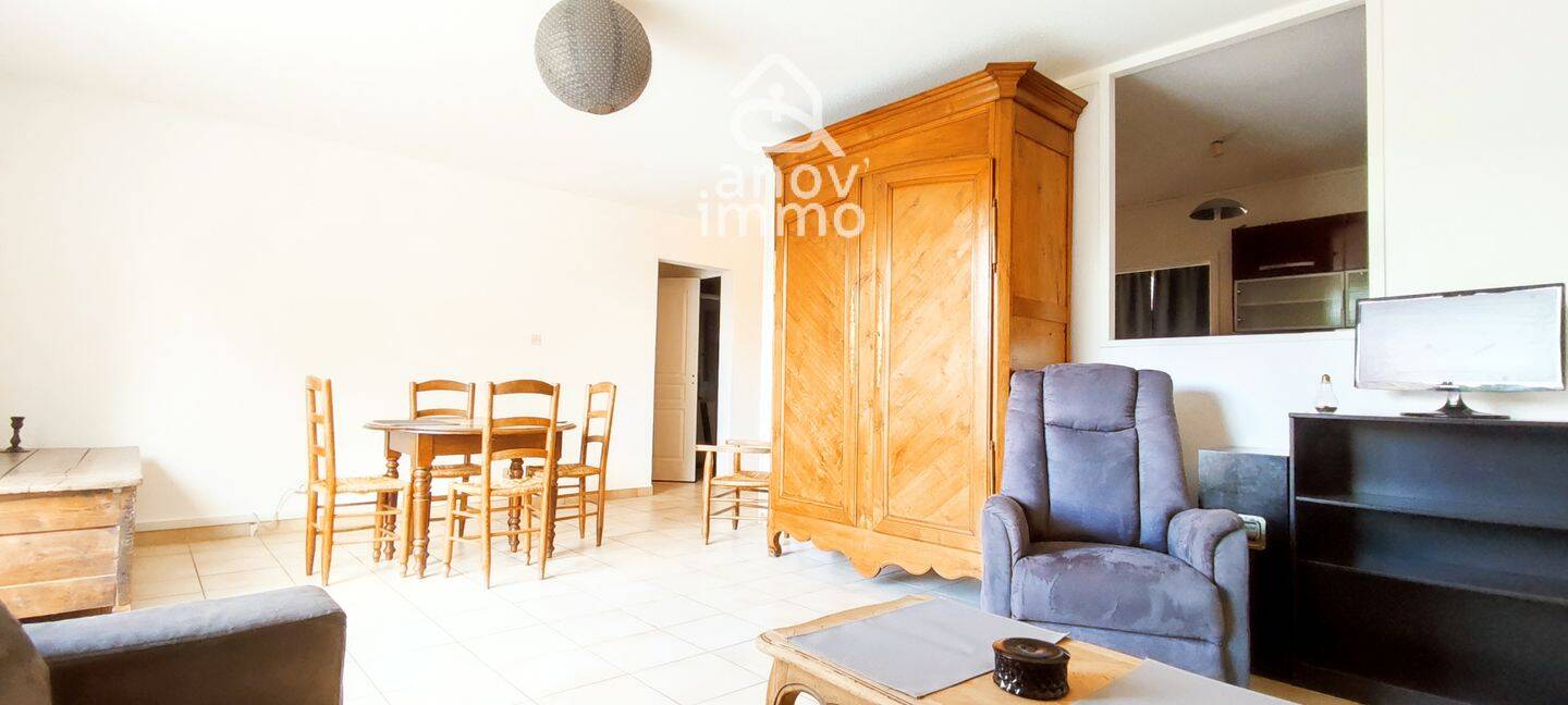 Appartement 4 pièces 94 m² · à Échirolles · 94 m² · 135 000 €