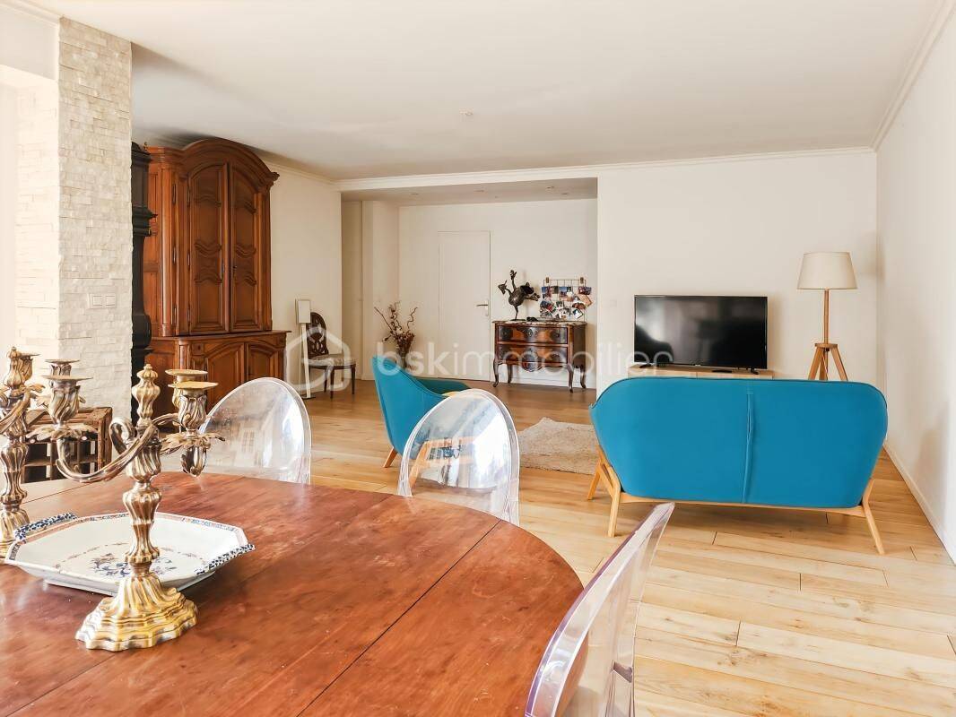 Appartement 4 pièces 110 m² · à Versailles · 110,3 m² · 590 000 €