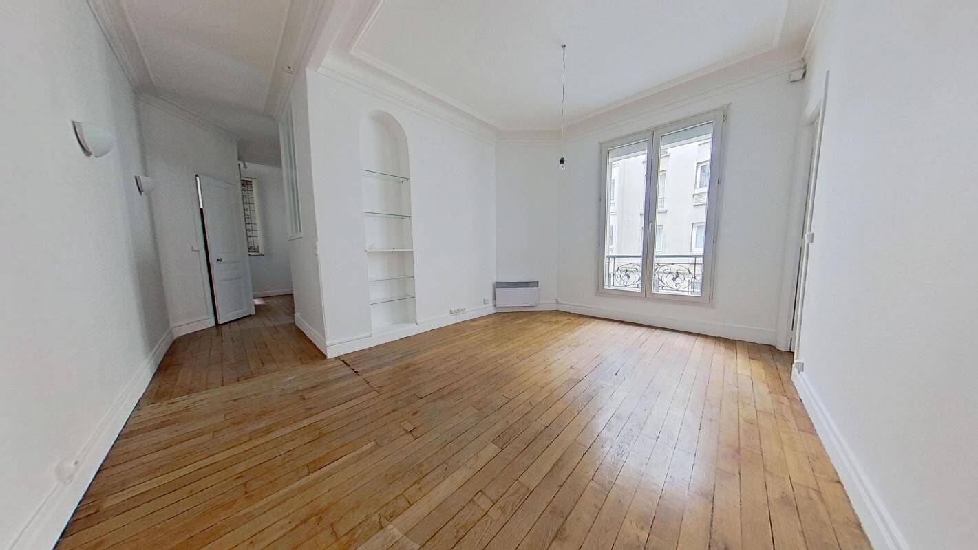 Appartement 2 pièces 44 m² · à Paris 11ème Arrondissement · 44 m² · 1 590 €